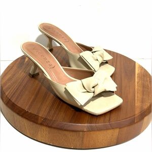 Anthropologie BHLDN x Vicenza Wharton Bow Ivory Mules ~ Sz 10